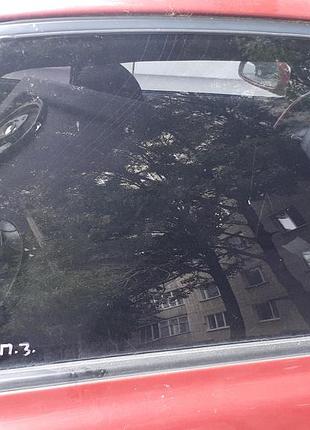 Стекло двери опускное заднее правое мазда mazda 626 1994г