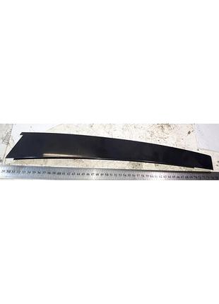 Накладка молдинг двери передней правой 3b0837902 фольксваген пассат volkswagen passat b5