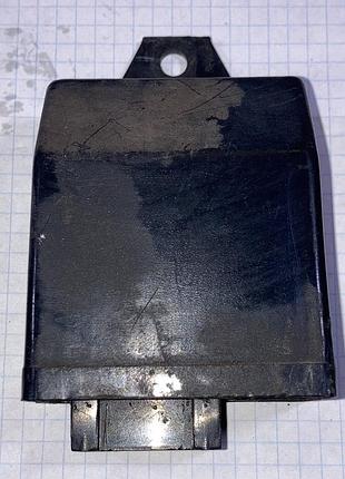 Реле поворотів + ​​аварійки ваз 2104 2105 2106 2107 нива тайга 2121 21213 4-х контактне №5