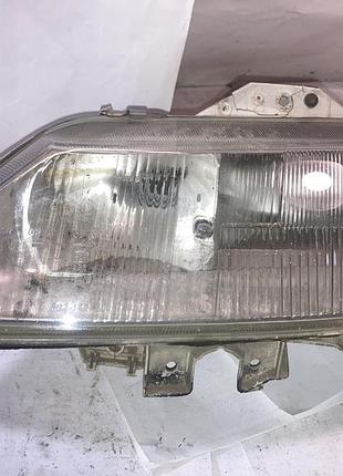 Фара основна ліва скло розсіювач 7700820118 рено лагуна renault laguna дефект відбивача!