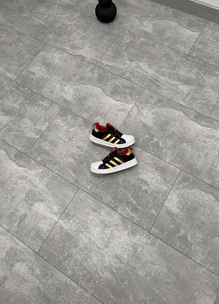 Кросівки adidas 28 (16.5 cm)