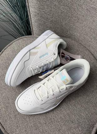 Reebok royal techque t