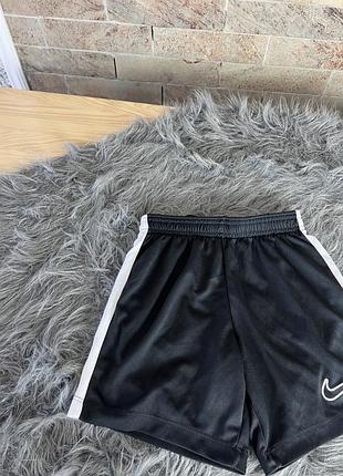 Шортики nike 3