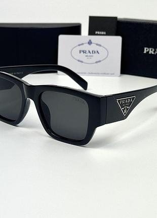 Сонцезахисні окуляри prada унісекс чоловічі жіночі чорні з широкою прямокутною оправою стильні очки прада
