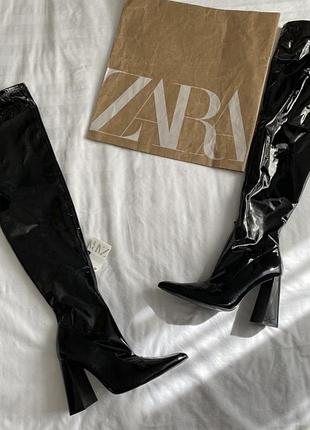 Лакові ботфорти zara