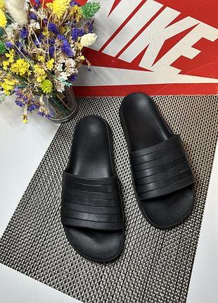 Оригинальные шлепанцы adidas