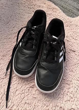 Кросівки на хлопця adidas