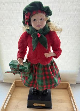 Вінтажна анімована музична лялька «noel» від бренду holiday creations