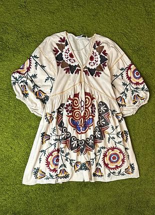 Неймовірна сукня вишиванка zara