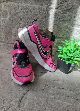 Кроссовки nike р.33
