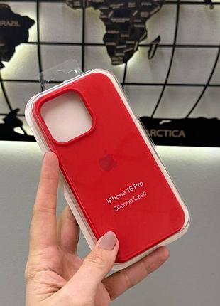 Silicone case чехол с микрофиброй для iphone 16 pro, чехол-бампер для айфон 16 про (красный)