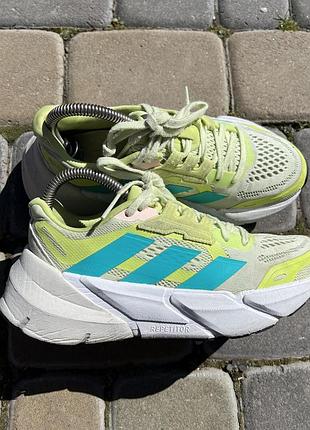 Жіночі кросівки adidas розмір 36