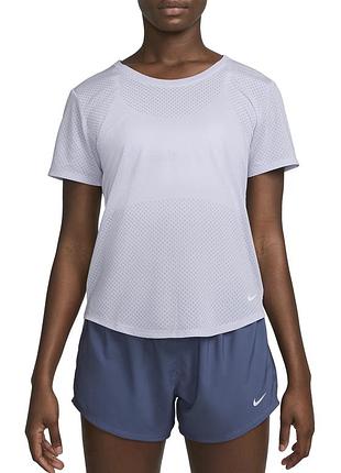 Жіноча спортивна футболка nike dri fit