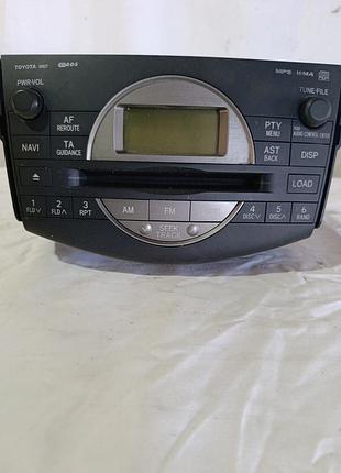Штатна магнітола 86120-42220 toyota rav4