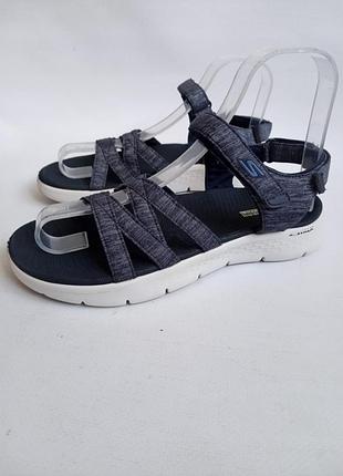 Босоніжки skechers