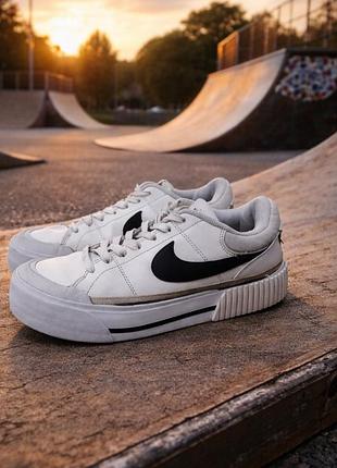 Nike court 38,5