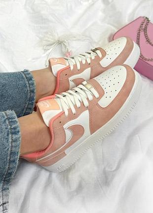 Кросівки жіночі nike air force 1 low white pink найк аір форс рожеві пудрові з білим шкіряні демісезонні 36 37 38 39 40