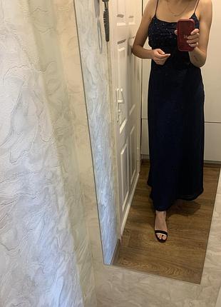 Вечернее длинное платье