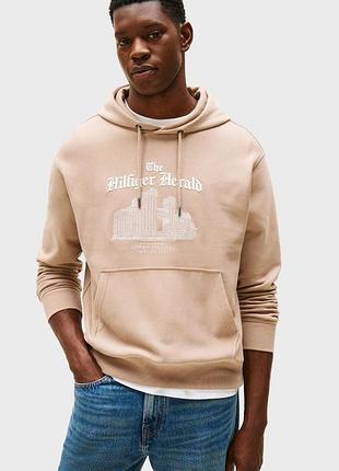 Tommy hilfiger мужское бежевое худи herald skyline