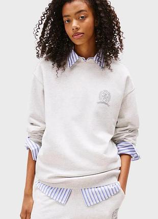 Tommy hilfiger женский светло-серый свитшот crest