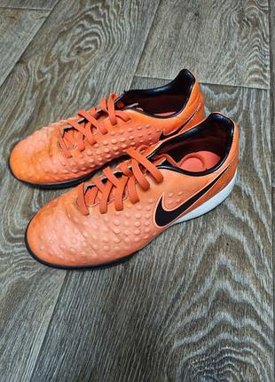 Оригинальные сороконожки nike magista x
