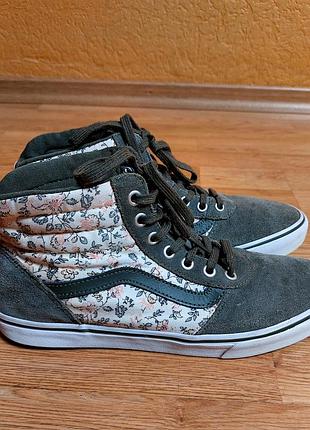 Высокие кеды vans р39( 25-25.5см) оригинал