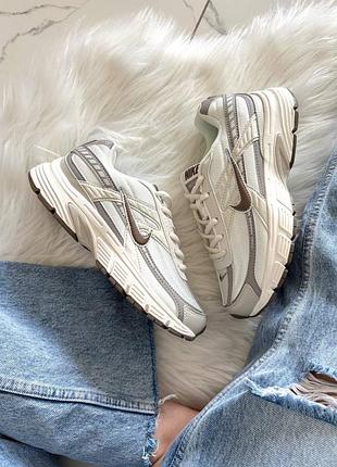 ➡️ nike initiator phantom white beige