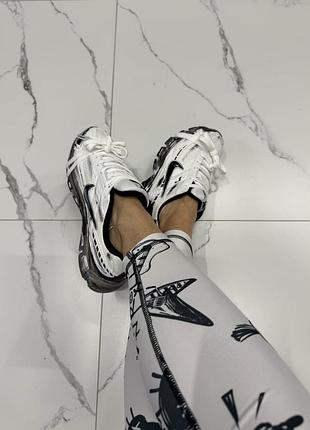 🔄 nike initiator white black custom