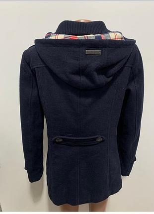 Брендовое демисизонные платице с капюшоном с-м