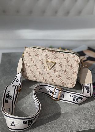 Сумочка guess кросс-боди мини лого молочный