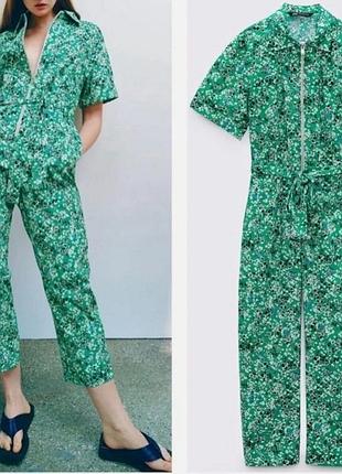 Комбинезон zara с цветочным принтом и поясом на молнии спереди, размер xs