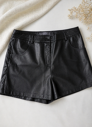 Стильные шорты кожаные женские primark m,l,xl