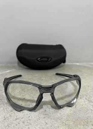 Окуляри сонцезахисні oakley photochromic polarized міняють колір на сонці