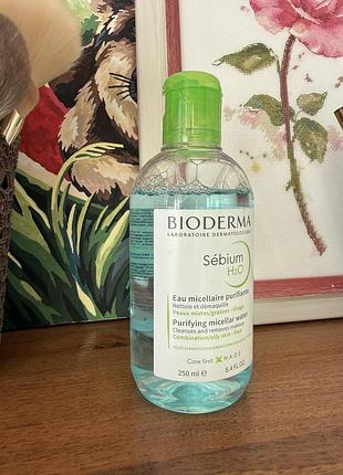 Міцелярна вода bioderma sebium