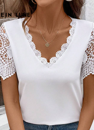 Красивая белая футболка с кружевом 24 размера shein