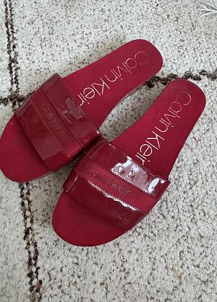 Шльопанці calvin klein