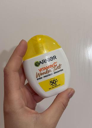 Vitamin c wonder tint garnier spf крем спф
