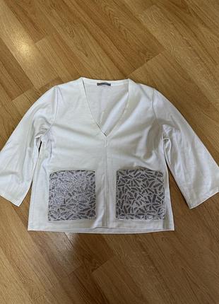 Жіноча блуза,zara,білого кольору з акцентними кишенями,нова