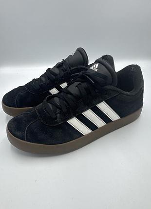 Кеди жіночі adidas 39,5 розмір 25 см