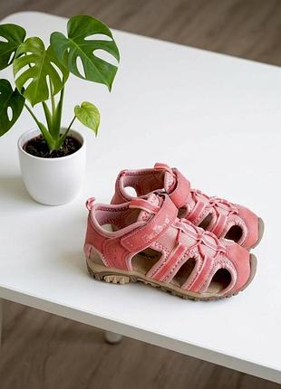Босоніжки сандалії kuniboo закриті на липучках спортивні босоніжки