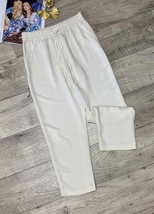 Легкие молочные прямые брюки h&m, р.s-m
