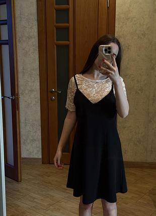 Жіноча сукня
