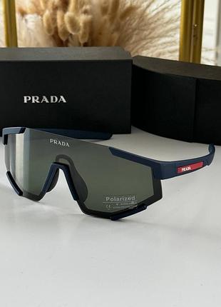Prada polarized 8