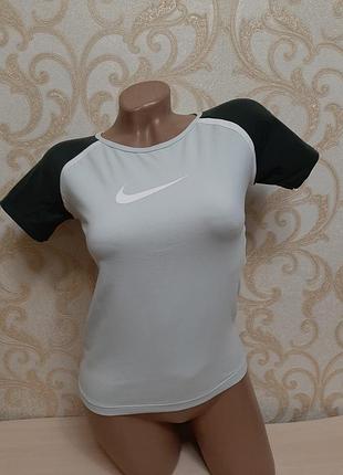 Футболка nike dri-fit