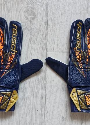 Воротарські рукавиці reusch attrakt starter solid junior