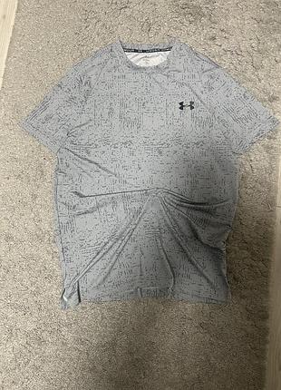 Футболка under armour