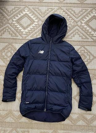 Чоловіча куртка new balance