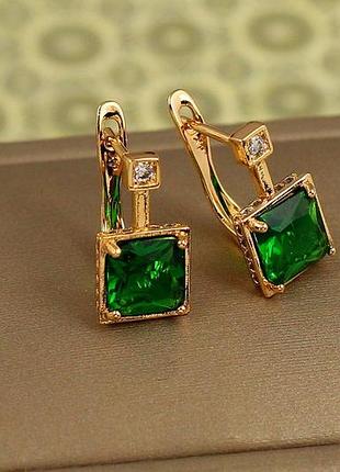 Серьги xuping jewelry айсберг с зелёным камнем 1,5 см золотистые love-shopping