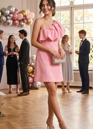 Вечірня рожева сукня з об'ємним воланом h&m, l