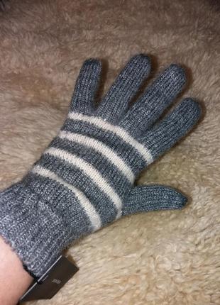 Красивые тёплые перчатки